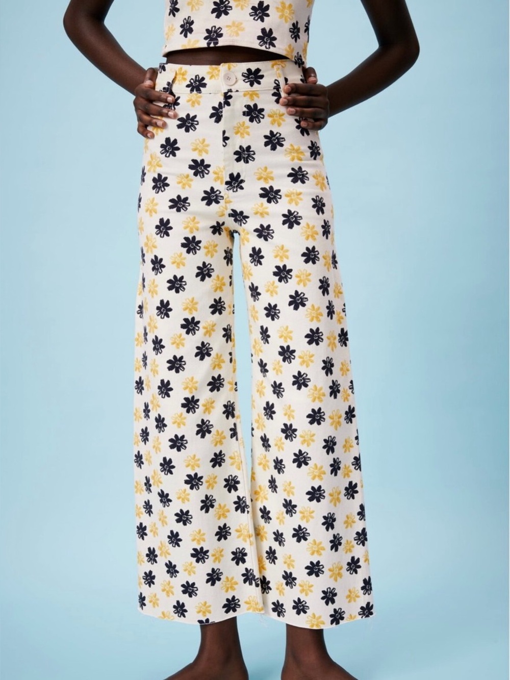 Zara‎ Marine Straight Daisy jeans size 4 EUC